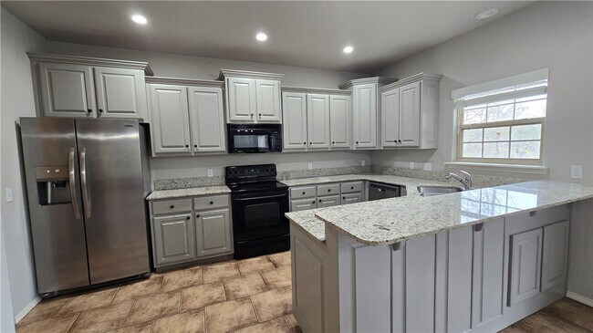 Foto del edificio - 36 Westbury Dr