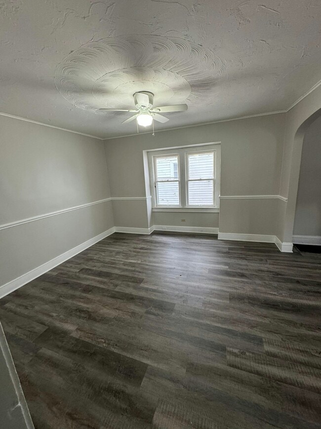 Building Photo - 623 Storer Ave