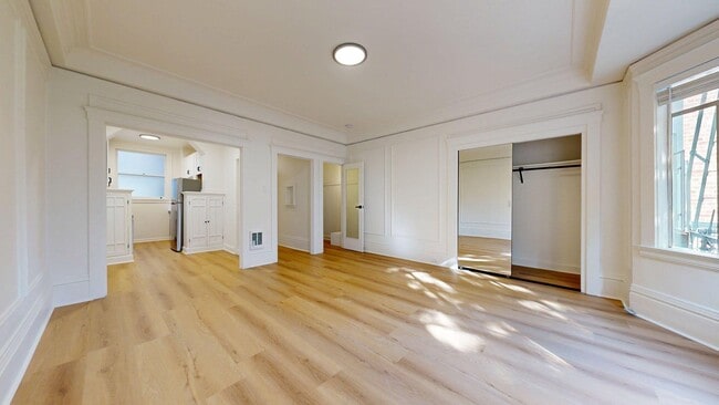 Foto del edificio - 1047 Bush St