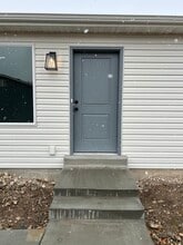 Building Photo - 270 N 600 E