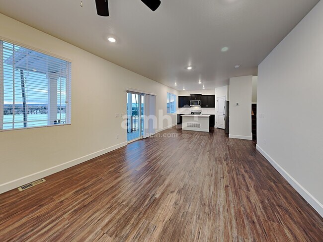 Building Photo - 14881 W 82nd Place