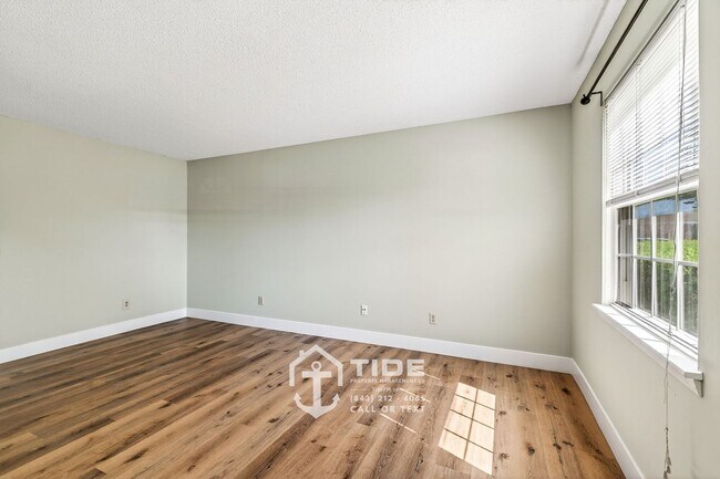 Foto del edificio - Coastal Convenience at Rivers Point Row!