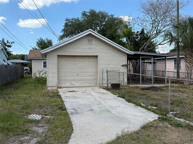 Foto del edificio - 4526 3rd Ave N