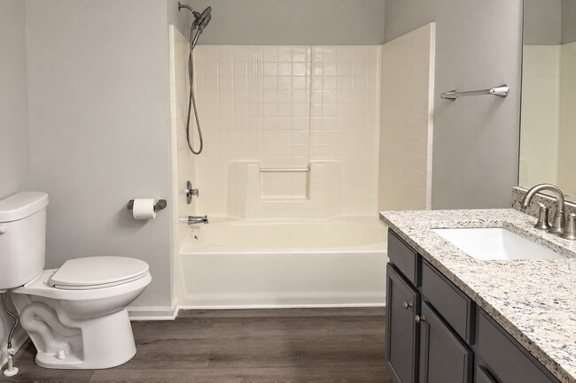 Foto del edificio - 1445 Maple Valley Ct