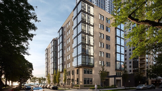 Ideally located on Lake Shore Drive in Chicago’s distinguished Gold Coast, 61 Banks Street is an ultra-luxury rental residence offering expansive two- and three-bedroom homes. - 61 Banks Street