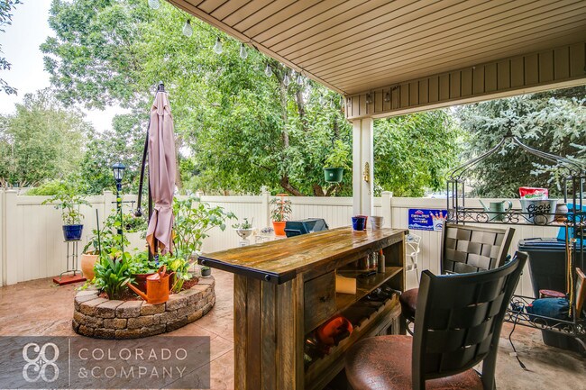 Building Photo - 9574 E Kansas Cir