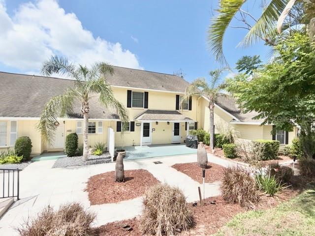 Building Photo - 1355 Villa Ln