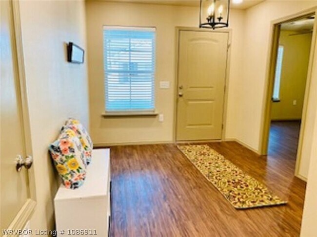 Foto del edificio - 6809 Veterans Ave