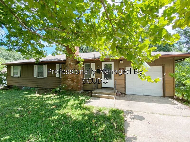 8521 Arlington Ave, Raytown, MO 64138 House Rental in Raytown, MO