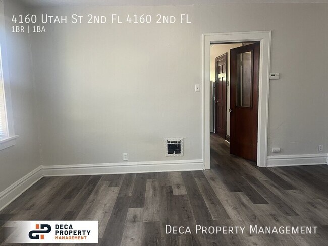 Building Photo - 1 Bedroom Apartment