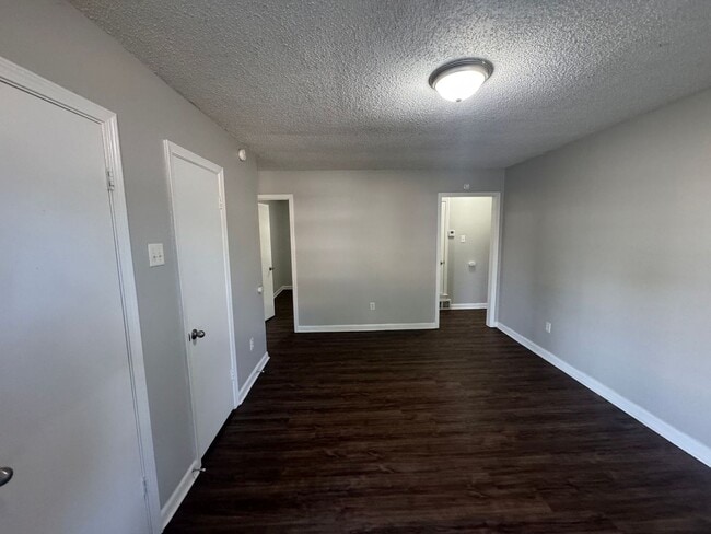 Building Photo - 3445 Beech Grove Rd