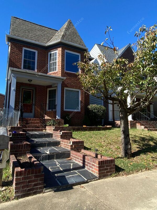 Richmond, 
                        , –