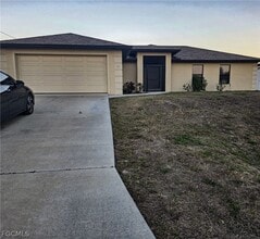 Building Photo - 4120 NE 15th Pl