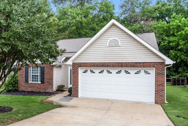 Foto del edificio - 3766 Lake Spring Ave NW