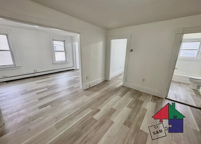 Foto del edificio - 94 Malletts Bay Ave