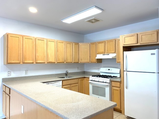 Building Photo - 128 Beach 92nd St