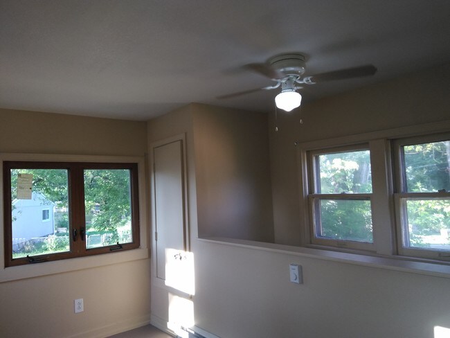 Foto del edificio - 5102 N Bellaire Ave