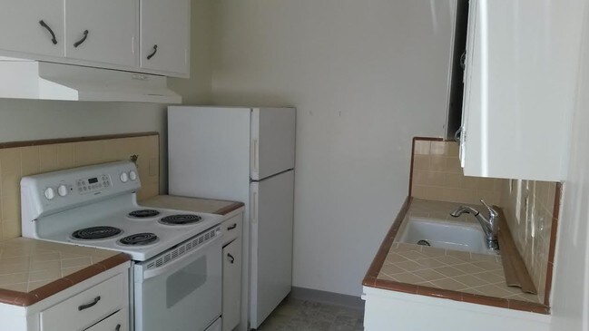 Foto del edificio - 2136 Monroe St