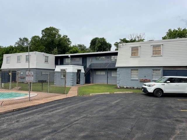 Building Photo - 1825 Bayou Rd