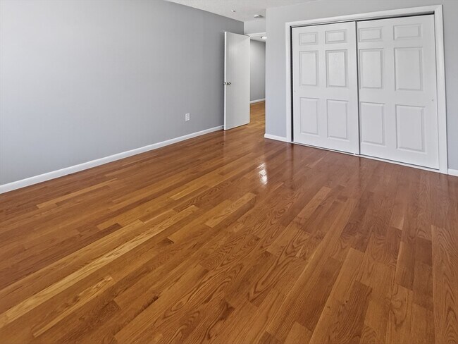 Foto del edificio - 530 Willard St