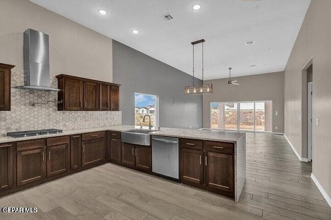 Building Photo - 12152 Sanaa Dr