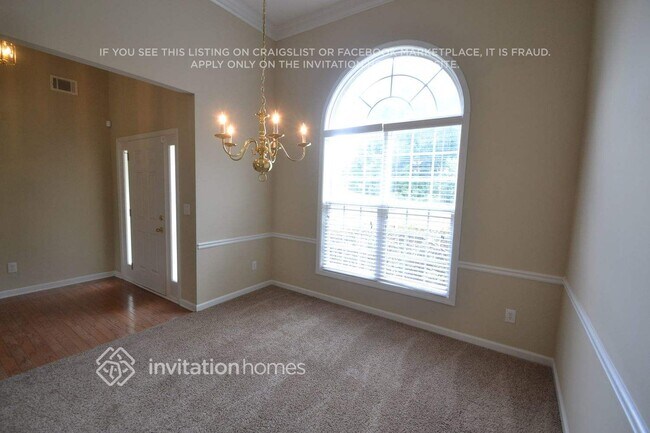Foto del edificio - 3350 Madison Farm Pl