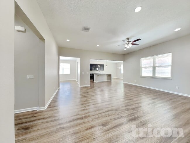 Foto del edificio - 3525 Chandler Estates Dr