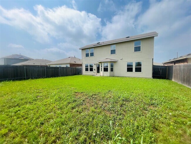 Building Photo - 12512 Ostrich Trl