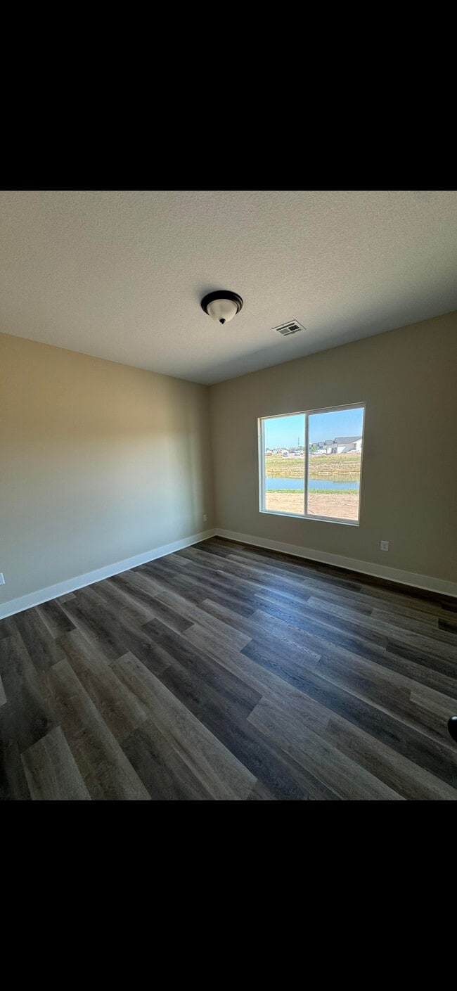 Foto del edificio - 812 Trails End Ct