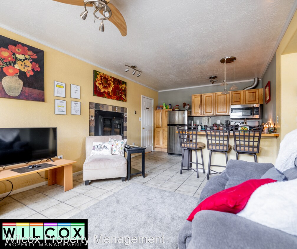 Primary Photo - 1 br, 1 bath House - 909 N. Butler Unit 1