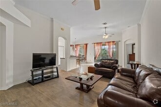 Building Photo - 22977 Lone Oak Dr