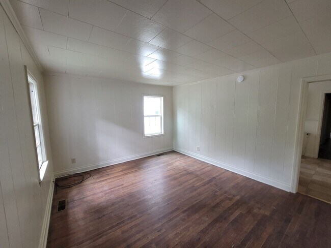 Foto del edificio - 2034 Walker Ave