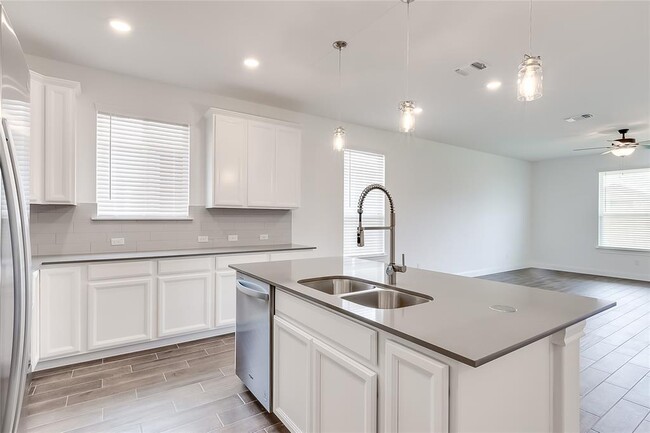 Foto del edificio - 13220 Baccarac Ln