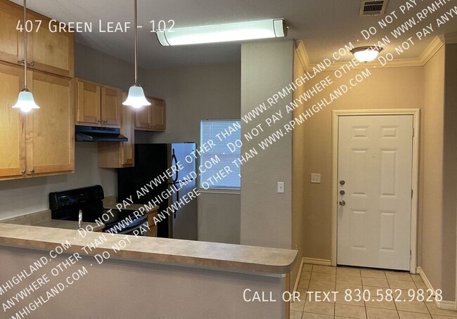 Building Photo - **MOVE IN SPECIAL** First Floor Unit- 1 Be...