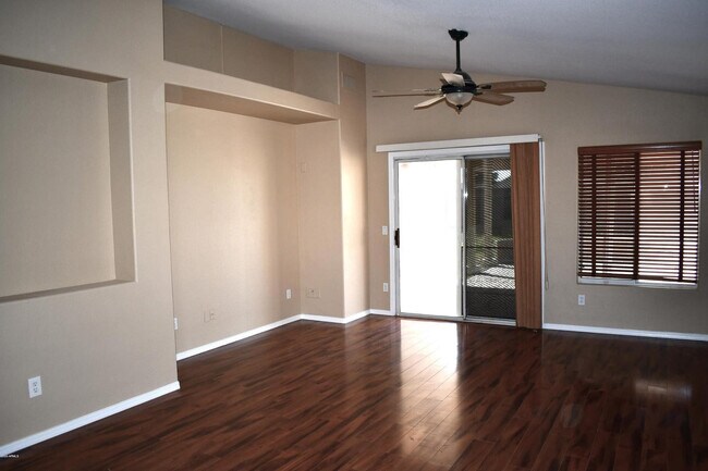 Foto del edificio - 10316 N 94th Ln
