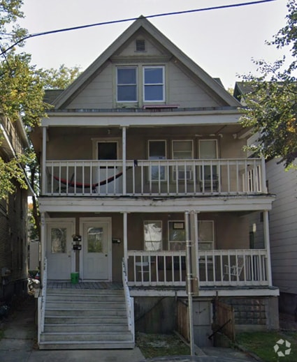 Building Photo - 449 W Mifflin St