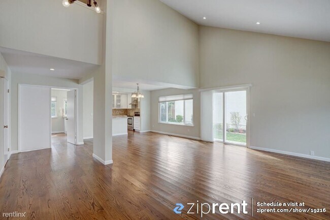Building Photo - 4 br, 2.5 bath House - 7442 Aspen Court, P...