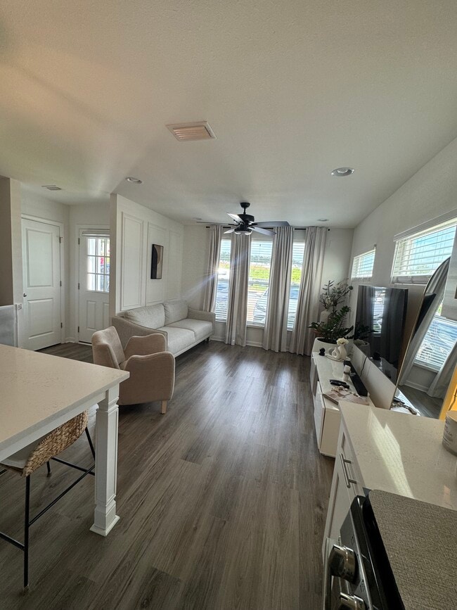 Building Photo - 3605 Meadow Vista Ln