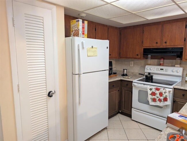 Foto del edificio - 7502 NW 44th Ct