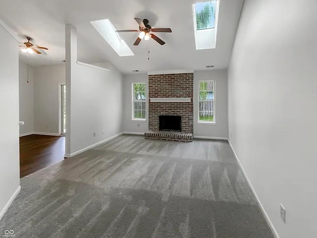 Foto del edificio - 930 Eagle Brook Dr