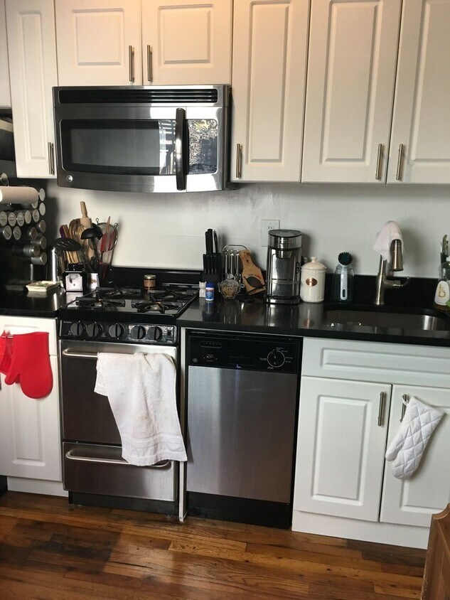 Primary Photo - 57 Pitt St