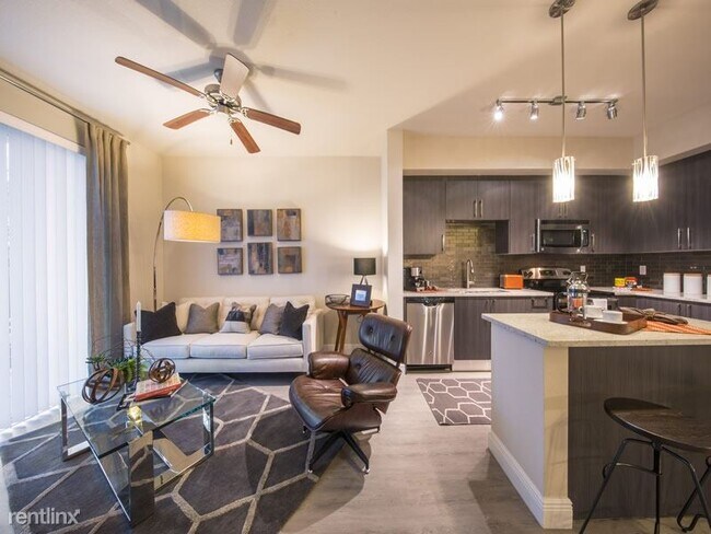 Foto del edificio - 120 SW 13th St