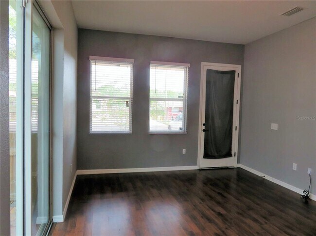 Foto del edificio - 2104 W Clifton St