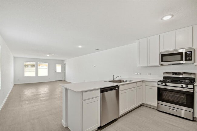 Foto del edificio - 2413 Legends Crk