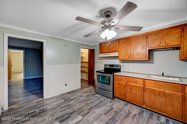 Foto del edificio - 1235 Diamond Ave
