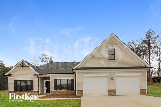 Building Photo - 120 Hollysprings Loop