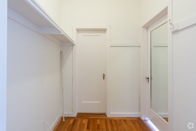 Walk-in Closet - Villa Tuscany Apartment Homes