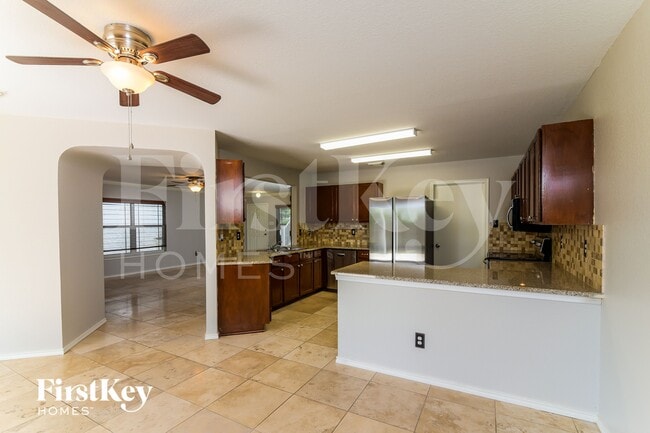 Building Photo - 7930 Brazoria Park