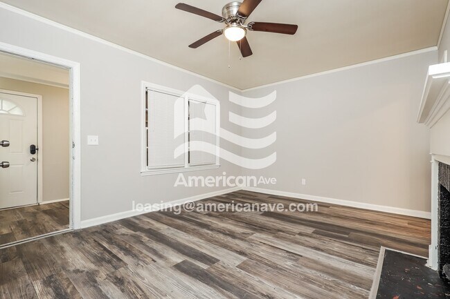 Foto del edificio - 2831 E Wynnton Ln