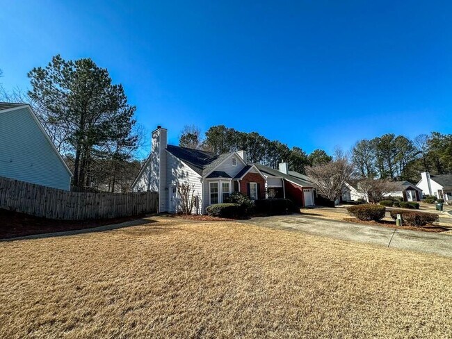 Foto del edificio - 2639 Laurel Ln NW